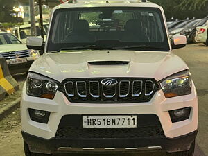 Second Hand Mahindra Scorpio S10 in Gurgaon