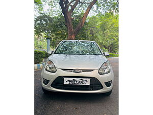 Second Hand Ford Figo Duratec Petrol Titanium 1.2 in Kolkata