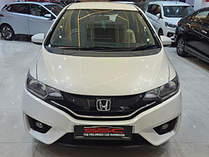 Second Hand Honda Jazz V Diesel in Kanpur