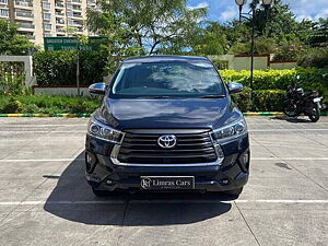 Second Hand Toyota Innova Crysta ZX 2.4 7 STR in Chennai