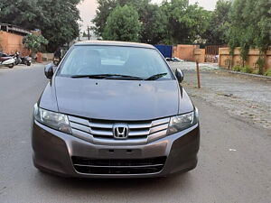 Second Hand Honda City 1.5 V MT in Indore