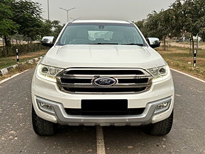 Second Hand Ford Endeavour Titanium 3.2 4x4 AT in Mohali