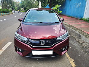 Second Hand Honda Jazz V AT Petrol in Mumbai