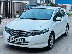 Second Hand Honda City 1.5 V MT in Chandigarh