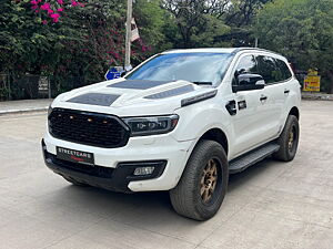 Second Hand Ford Endeavour Titanium 3.2 4x4 AT in Bangalore