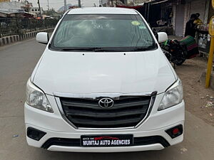 Second Hand Toyota Innova 2.5 GX BS IV 7 STR in Kishangarh