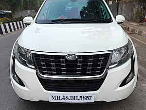 Second Hand महिंद्रा XUV500 w11 (o) ऑटोमैटिक in मुंबई