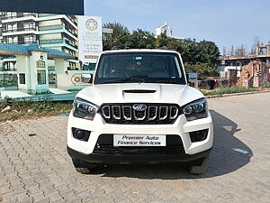 Second Hand Mahindra Scorpio S5 in Dehradun