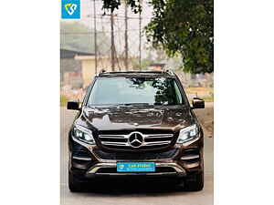 Second Hand मर्सिडीज़ बेंज़ GLE 250  डी in मोहाली