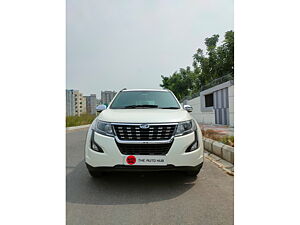 Second Hand Mahindra XUV500 W9 AT in Hyderabad