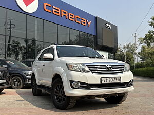 Second Hand Toyota Fortuner 3.0 4x4 AT in Ahmedabad