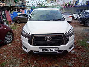 Second Hand टोयोटा इनोवा क्रिस्टा 2.4 vx 7 str [2016-2020] in पटना