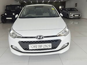 Second Hand Hyundai Elite i20 Sportz 1.4 CRDI [2016-2017] in Chandigarh