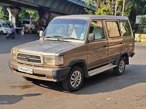 Second Hand Toyota Qualis GS G1 in Mumbai