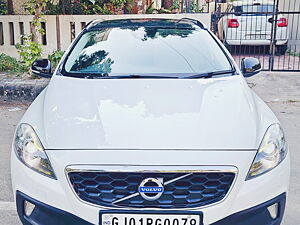 Second Hand Volvo V40 Cross Country D3 in Ahmedabad