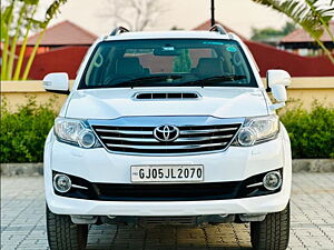 Second Hand Toyota Fortuner 3.0 4x2 AT in Surat