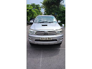 Second Hand Toyota Fortuner 3.0 MT in Mumbai