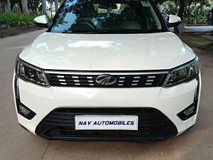 Second Hand Mahindra XUV300 W8 (O) 1.5 Diesel [2020] in Raipur