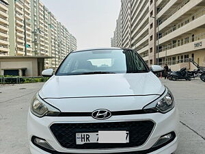 Second Hand Hyundai i20 Magna 1.4 CRDI in Mohali