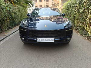 Second Hand Porsche Macan R4 in Mumbai