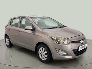 Second Hand Hyundai i20 Sportz 1.2 BS-IV in Ahmedabad