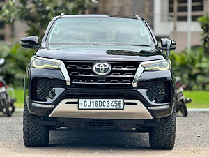 Second Hand Toyota Fortuner 2.8 4x4 AT in Surat