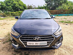 Second Hand Hyundai Verna SX 1.6 CRDi in Hyderabad