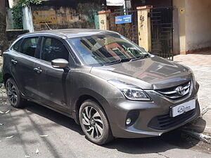 Second Hand Toyota Glanza V CVT in Kolkata