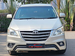 Second Hand Toyota Innova 2.5 G BS III 8 STR in Surat