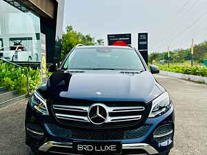 Second Hand मर्सिडीज़ बेंज़ GLE 250  डी in कोची