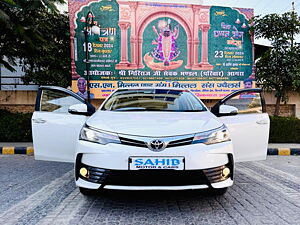 Second Hand Toyota Corolla Altis GL Petrol in Agra