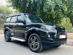 Second Hand Mahindra Scorpio S5 2WD 7 STR in Delhi