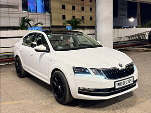 Second Hand Skoda Octavia Onyx Edition Petrol in Mumbai