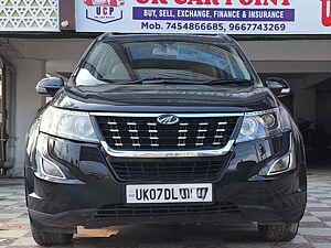 Second Hand महिंद्रा XUV500 w9 [2018-2020] in देहरादून