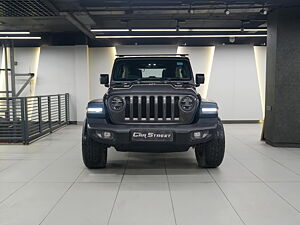 Second Hand Jeep Wrangler Rubicon in Kolkata