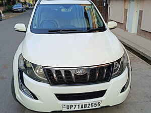 Second Hand महिंद्रा XUV500 w10 एडब्ल्यूडी in कानपुर