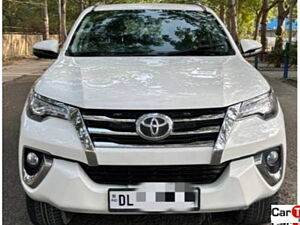 Second Hand Toyota Fortuner 2.8 4x2 AT [2016-2020] in Delhi