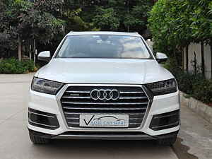 Second Hand ऑडी q7 45 tdi प्रीमियम प्लस in हैदराबाद