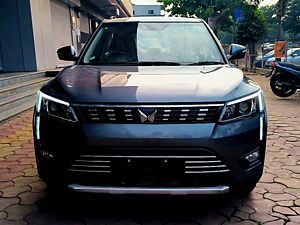 Second Hand Mahindra XUV300 W8 (O) 1.2 Petrol in Pune