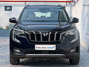 Second Hand महिंद्रा xuv700 AX 7 पेट्रोल 7 सीटर [2021] in कोची