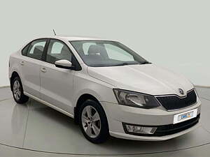 Second Hand Skoda Rapid Ambition 1.6 MPI in Bangalore