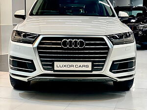 Second Hand Audi Q7 45 TDI Technology Pack in Pune