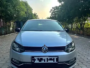 Second Hand Volkswagen Polo Highline1.0L (P) in Indore