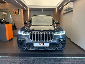 Second Hand BMW X7 xDrive40i M Sport in Mumbai