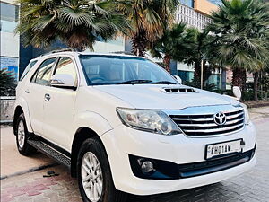 Second Hand Toyota Fortuner 4x2 AT in Mohali