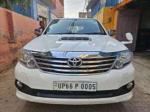 Second Hand Toyota Fortuner 3.0 4x4 MT in Badohi