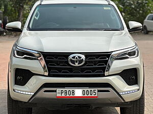 Second Hand Toyota Fortuner 2.8 4x4 AT [2016-2020] in Jalandhar