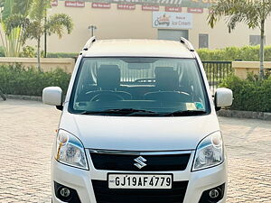 Second Hand Maruti Suzuki Wagon R VXI in Surat