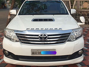 Second Hand Toyota Fortuner Sportivo 4x2 AT in Sangli