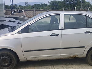 Second Hand Tata Vista Aqua 1.2 Safire in Madurai